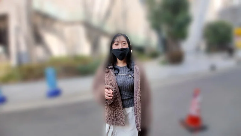 相河沙季 ディルド付きマスク 散歩